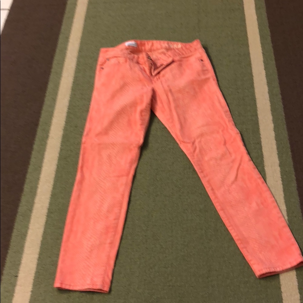 Gap Always Skinny jeans. Coral color. Sz 28